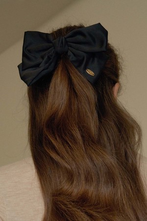 T Feminine Ribbon Barrette_Satin Black