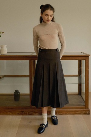 T Gold Button Twill Pleats Skirt_Brown