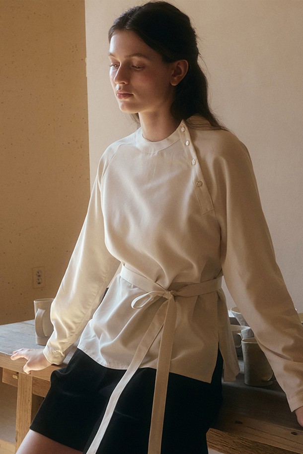 ANEDIT - 블라우스 - U Gold Button Raglan Blouse_2colors