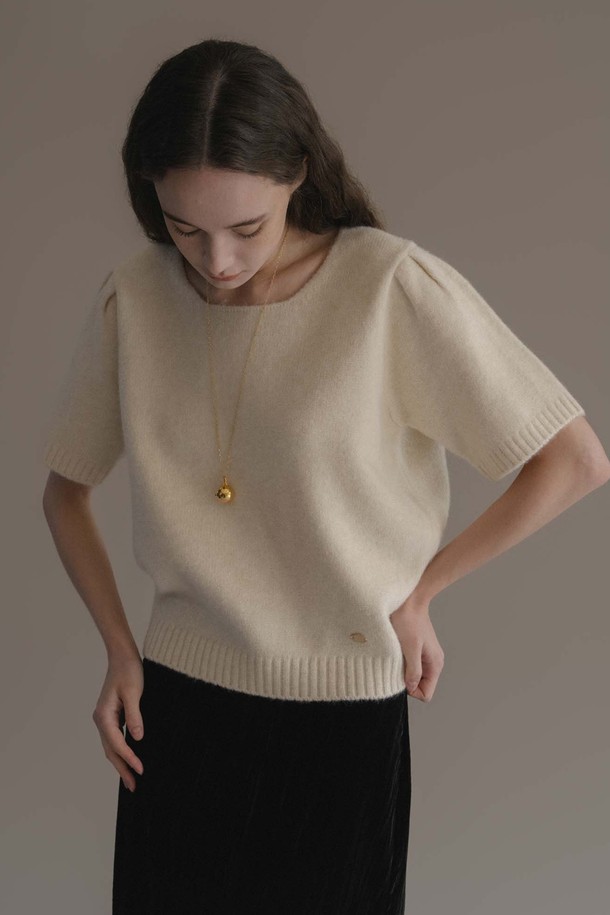 ANEDIT - 스웨터 - F Square Puff Half Sleeve Knit_Snow