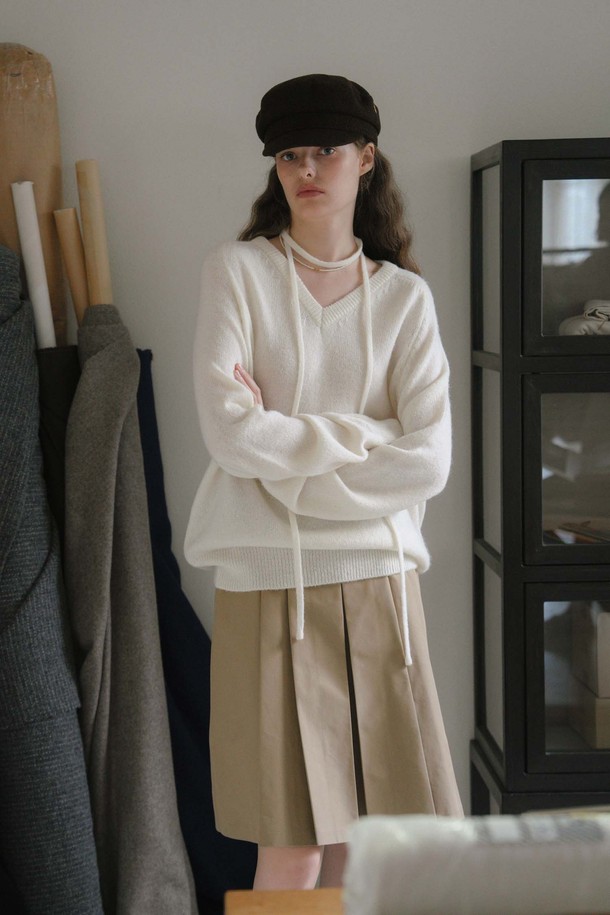 ANEDIT - 스웨터 - U String Wool V Neck Pullover_Sugar