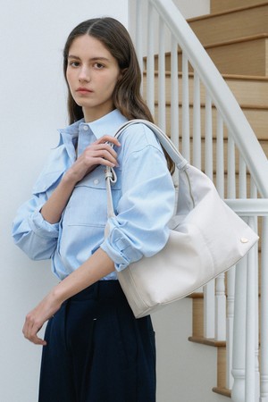 Daily Nylon Hobo Bag_Sand