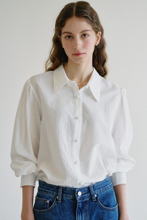 Shirring Stripe Punching Shirt_White