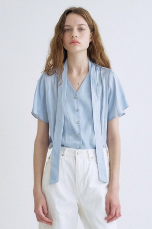 S Glossy 2Way Half Tie Blouse_Sky