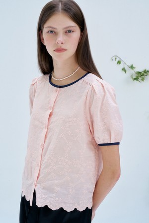 S Coloration Embroidery Blouse_2colors