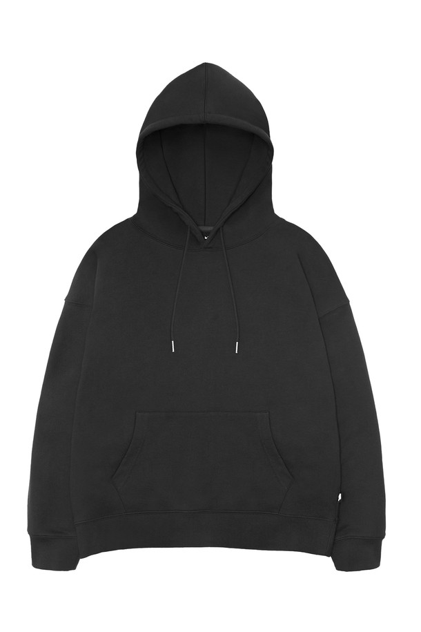 플루크 라이트 데이오프 오버핏 후드 티셔츠 FHT901은 부드러운 촉감의 면, 폴리에스테르 혼방 소재로 제작되어 봄, 가을, 겨울 모두 활용 가능한 후드 티셔츠입니다. 블랙 컬러의 무지 디자인에 오버핏으로 캐주얼, 스트릿 스타일을 연출하기 좋습니다. 고밀도 코마사, 브러쉬드 원단, 더블후드 디자인, 립 마감 처리로 제작되어 튼튼하며 보온 기능까지 갖춘 실용적인 제품입니다. 데일리룩에 편안함과 스타일리시함을 더해 줄 플루크 라이트 후드 티셔츠를 만나보세요.
