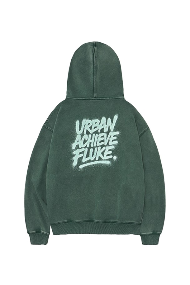 플루크 어치브 플로우 그래피티 오버핏 후드 집업 FZT1035-Z는 남녀 모두 착용 가능한 캐주얼 후드 집업입니다. 블루그린, 다크그레이 두 가지 색상으로 출시되었으며, 봄, 가을, 겨울에 착용하기 좋습니다. 면과 폴리에스테르 혼방 소재로 제작되어 부드러운 촉감을 자랑하며 두꺼운 두께감으로 따뜻함을 더합니다. 오버핏 디자인에 3D 러버 프린팅, 사이드 포인트 라벨, 2way 무광 니켈 지퍼, 헤비 테이프 디테일, 빈티지 워싱 가공이 더해져 스트릿 스타일을 완성합니다. 긴 소매와 레귤러 기장으로 다양한 스타일 연출이 용이합니다.
