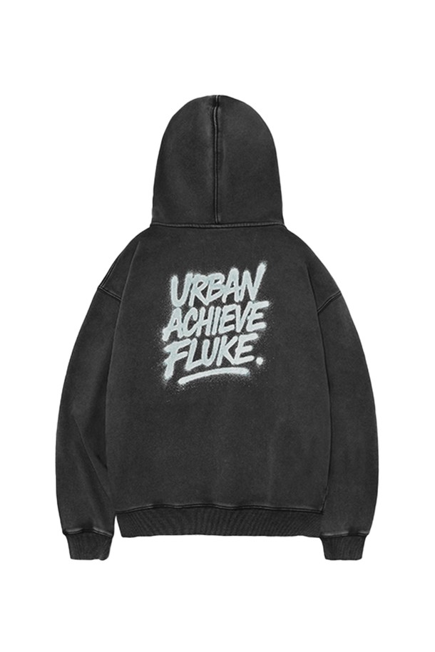 플루크 어치브 플로우 그래피티 오버핏 후드 집업 FZT1035-Z는 블루그린, 다크그레이 2가지 색상으로 출시되었습니다. 면과 폴리에스테르 혼방의 두꺼운 소재로 제작되어 부드러운 촉감을 선사하며, 가을, 겨울철 데일리룩에 활용하기 좋습니다. 오버핏 디자인에 그래피티 로고 패턴이 더해져 스트릿, 캐주얼 스타일을 연출합니다. 3D 러버 프린트, 2way 무광 니켈 지퍼, 헤비 테이프 디테일 등 다양한 특징을 갖추었으며, 변형 없는 실루엣과 고온 특수 염색으로 완성도를 높였습니다.
