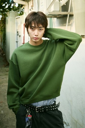 플루크 어반 스트레이트 크롭 맨투맨 티셔츠 FMT900C / 4color