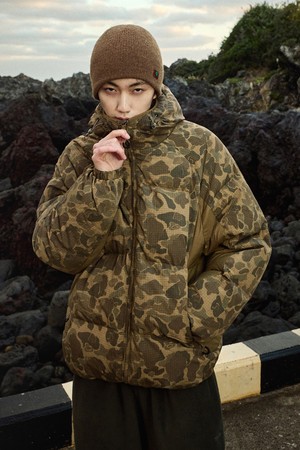 AQE 팬텀 카모 다운 자켓 FPJ226 / 1color