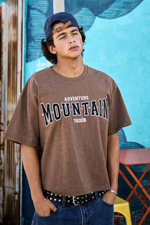 플루크 크롭 월드 마운틴 자수 로고 피그먼트 반팔 티셔츠 FST741C / 4Color