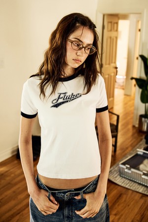 플루크 레트로 스크립트 로고 링거 티셔츠 FST359 / 6Color