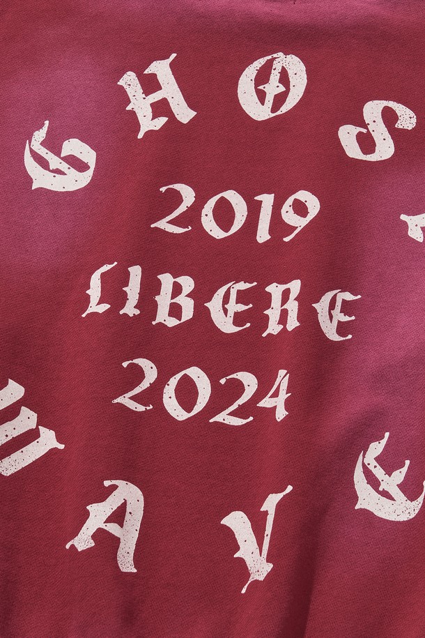 LIBEREKOREA - 스웨트셔츠 - GOTHIC LOGO CREWNECK SWEAT / BURGUNDY