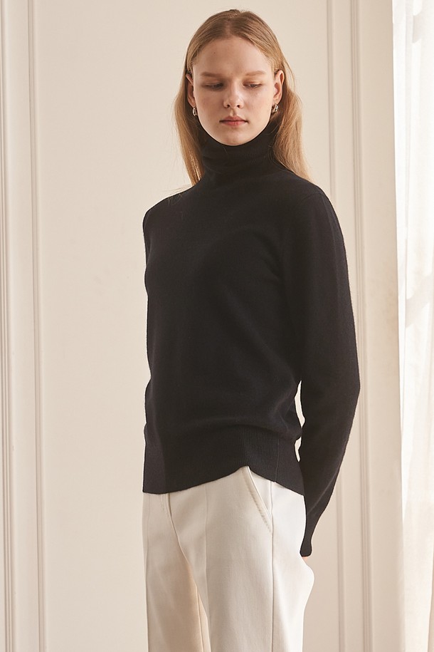 CALLAITE - 터틀넥 - [22FW] CASHMERE 100% HIGH NECK PULLOVER (BLACK)