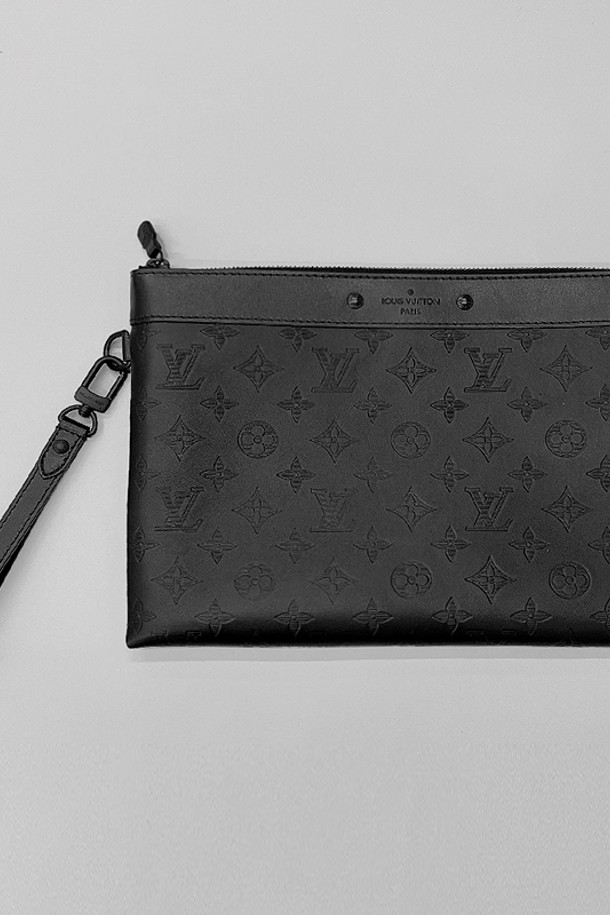 LOUIS VUITTON - 클러치/파우치 - 루이비통 클러치백 포쉐트 투고 모노그램 쉐도우 블랙 M81570