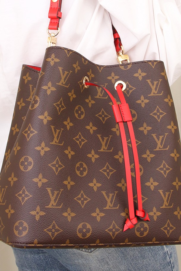 LOUIS VUITTON - 숄더백 - 루이비통 네오노에 MM 모노그램 코클리코 M44021