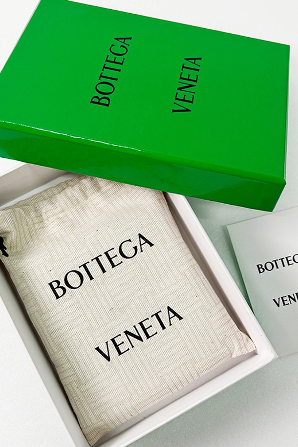 Bottega Veneta - 지갑 - 보테가베네타 반지갑 인트레치아토 블랙 743211