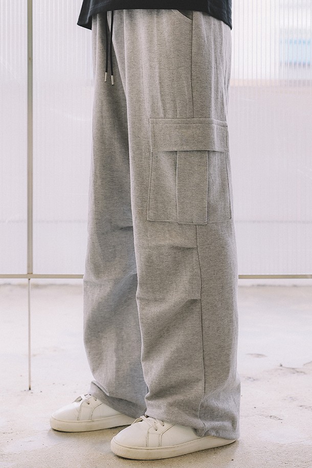 MACASITE - 조거/스웨트팬츠 - Parasuit Cargo String Sweatpants_ 3 color