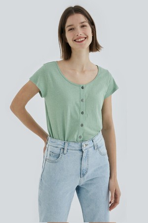 BUTTON POINT TOP (PASTEL GREEN)