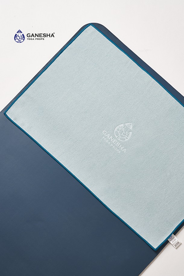 가네샤 요가 프랍스(Ganesha Yoga Props)의 더 가네샤 요가 핸드타월 4PACK입니다. 부드러운 면 소재로 제작되어 요가 및 피트니스 활동 시 땀 흡수에 탁월합니다. 얇은 두께로 휴대성이 뛰어나며, 다양한 요가 동작 시 편안함을 제공합니다. 핑크, 레드, 브라운, 네이비, 그린, 올리브 등 6가지 다채로운 색상으로 구성되어 취향에 맞게 선택할 수 있습니다. 4개 세트로 구성되어 있어 실용적이며, 요가 수련의 즐거움을 더해줍니다.
