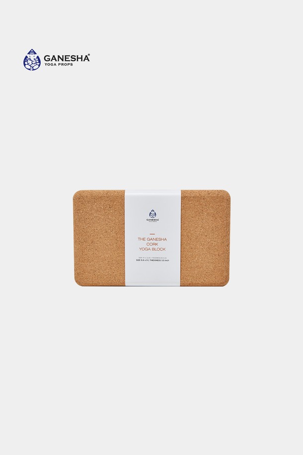 가네샤 요가 프랍스(Ganesha Yoga Props)의 더 가네샤 코르크 요가 블럭입니다. 친환경 소재인 코르크로 제작되어 요가 수련 시 안정적인 지지력을 제공합니다. 브라운 색상으로, 요가 블럭은 요가 자세를 더욱 효과적으로 돕습니다.
