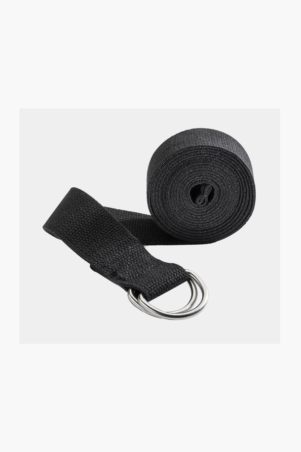 [제이드요가] 제이드 요가스트랩은 요가 수련을 위한 필수품입니다. 나일론 소재로 제작되어 튼튼하며, 블랙 색상으로 어떤 요가복에도 잘 어울립니다. D링 버클을 사용하여 사이즈 조절이 용이하며, 사계절 내내 사용할 수 있습니다. 요가 동작 시 유연성을 높이고 자세 교정에 도움을 주는 실용적인 아이템입니다. 모든 성별의 요가 수련자에게 적합합니다.
