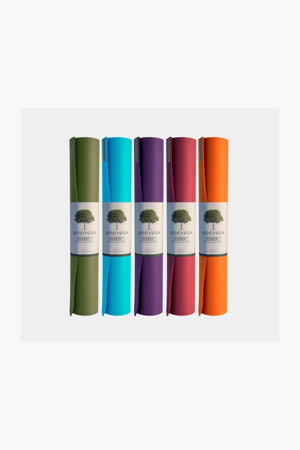 [제이드요가] 제이드 하모니 요가매트는 요가 및 필라테스에 적합한 TPE 소재의 친환경 요가 매트입니다. 미끄럼 방지 기능과 흡습 기능을 갖춰 안전하고 쾌적한 운동 환경을 제공합니다. 두꺼운 두께로 안정적인 쿠션감을 느낄 수 있으며, 양면 사용이 가능하여 실용적입니다. 그린 색상의 무지 디자인으로, 어떤 스타일의 운동복과도 잘 어울립니다.
