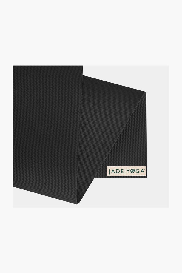 [제이드요가] 제이드 하모니 요가매트는 요가 및 필라테스에 적합한 TPE 소재의 친환경 요가 매트입니다. 미끄럼 방지 기능과 흡습 기능을 갖춰 안전하고 쾌적한 운동 환경을 제공합니다. 두꺼운 두께로 안정적인 쿠션감을 느낄 수 있으며, 양면 사용이 가능하여 실용적입니다. 그린 색상의 무지 디자인으로, 어떤 스타일의 운동복과도 잘 어울립니다.
