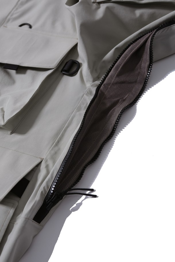 BOBCAT - 자켓 / 베스트 - Attachment System 3L Hard Shell Jacket - Beige