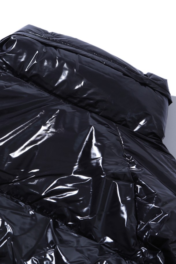 BOBCAT - 다운 / 패딩 - Eris Glossy Down Jacket - Black