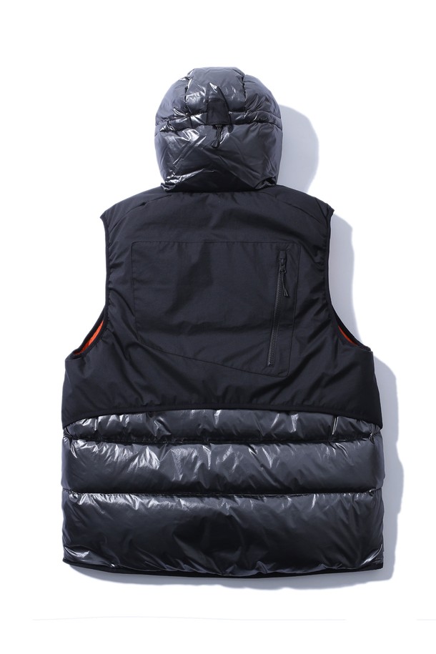 BOBCAT - 다운 / 패딩 - Hard Shell Layered Down Vest - Black