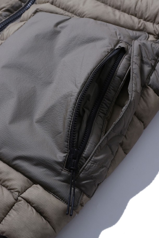 BOBCAT - 다운 / 패딩 - Sheer light Down Jacket - Beige