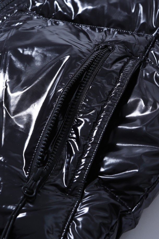 BOBCAT - 다운 / 패딩 - Eris Glossy Down Jacket - Black