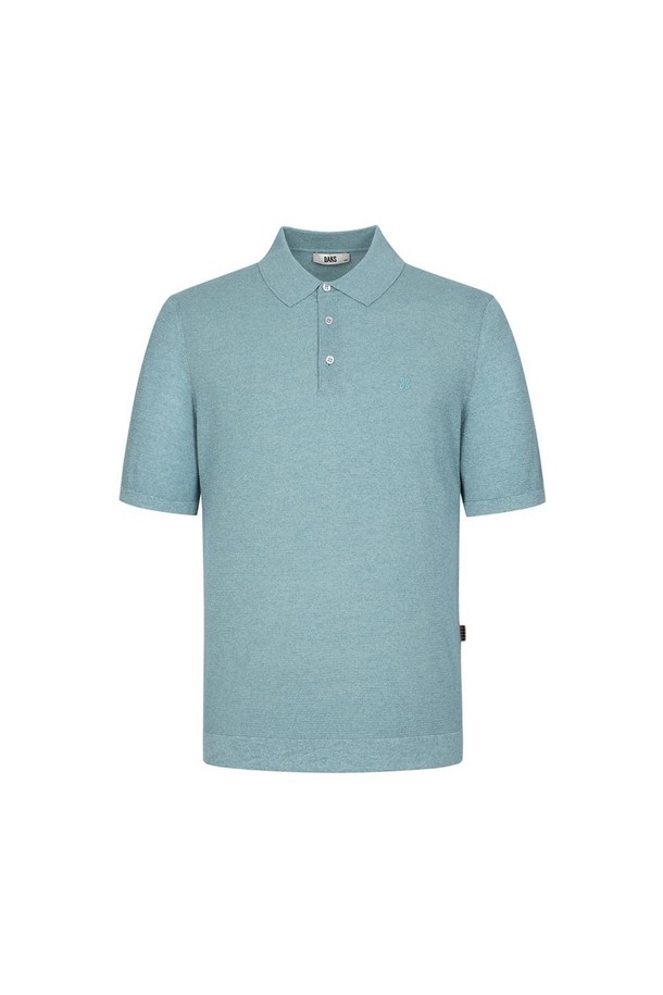 산뜻한 민트 컬러의 면 혼방 강연 반팔 카라니트입니다. 봄, 여름 시즌에 어울리는 이 니트는 닥스 아이코닉 스트라이프 패턴으로 포인트를 더했습니다. 부드러운 촉감의 레귤러핏으로 제작되었으며, 강연 타입 원사를 사용하여 변형 조직감과 멜란지 컬러감을 살렸습니다. 데이트룩, 카페룩 등 다양한 TPO에 활용 가능하며, 클래식, 미니멀, 캐주얼 스타일을 즐기는 남성분들께 추천합니다. 일상에서 세련된 스타일을 연출해 보세요.
