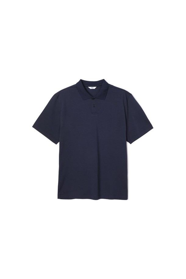네이비 컬러의 코튼혼방 에어로쿨 피케 티셔츠입니다. 면, 폴리에스터, 폴리우레탄 혼방 소재로 제작되어 시원하고 쾌적한 착용감을 제공합니다. 흡습 및 속건 기능의 에어로쿨 소재를 사용하여 여름철에도 쾌적함을 유지하며, 까슬한 촉감이 특징입니다. 캐주얼하고 베이직한 스타일로 일상복으로 활용하기 좋으며, 반소매와 카라넥 디자인으로 편안함을 더했습니다. 미니멀한 스타일을 추구하는 분들께 추천합니다.

