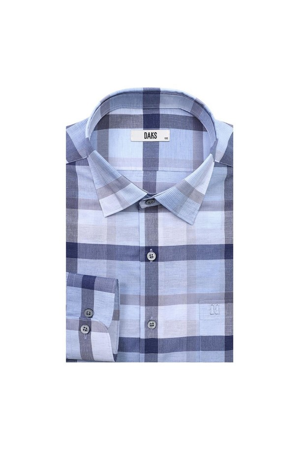 블루 컬러의 린넨 혼방 미디엄 체크 캐주얼 셔츠입니다. 봄, 여름 시즌에 적합하며, 가볍고 시원한 착용감을 제공합니다. 세미 와이드 카라와 레귤러핏으로 디자인되어 비즈니스 캐주얼, 출근룩, 데이트룩 등 다양한 TPO에 활용 가능합니다. 초경량 원단에 통기성이 뛰어나 쾌적하며, 구김이 적어 관리가 용이합니다. 카라 키퍼가 내장되어 있어 셔츠의 형태를 오랫동안 유지할 수 있으며, 손세탁이 가능합니다.
