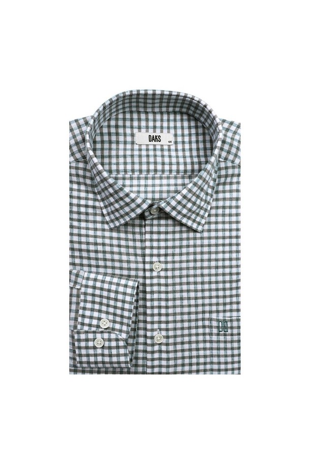 산뜻한 그린 컬러의 린넨혼방 스몰체크 캐주얼 셔츠입니다. 세미와이드카라와 레귤러핏으로 제작되어 비즈니스 캐주얼 및 캐주얼 스타일 모두 소화 가능합니다. 흡수성, 통기성, 신축성이 뛰어나 봄, 여름 시즌에 시원하고 편안하게 착용할 수 있습니다. 카라 키퍼가 내장되어 있어 형태를 유지하며, 가슴 주머니에는 닥스 시그니처 자수가 포인트로 들어 있습니다. 일자 밑단으로 깔끔한 마무리를 더했습니다.
