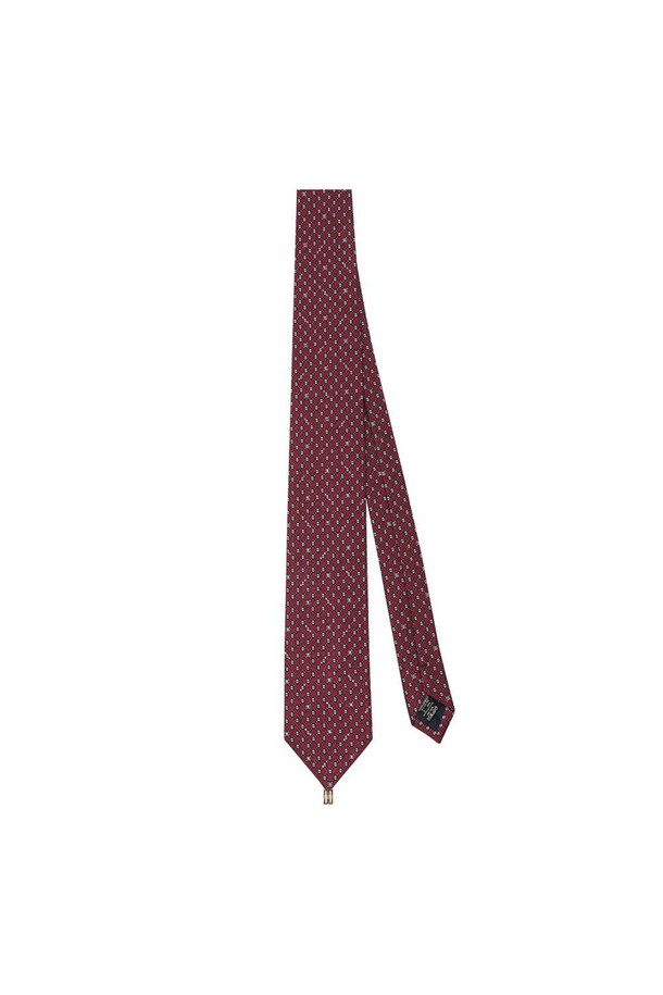 실크 100 큐빅 올오버 혼주 넥타이는 우아하고 고급스러운 스타일을 연출하는 남성용 넥타이입니다. 100% 실크 소재로 제작되어 부드러운 촉감과 은은한 광택을 자랑하며, 와인 컬러에 큐빅과 DD 악세서리 장식이 더해져 특별함을 더합니다. 클래식하면서도 세련된 디자인은 결혼식 혼주용으로 적합하며, 오피스룩 또는 상견례룩에도 잘 어울립니다. 탈부착 가능한 장식이 있어 다양한 스타일을 연출할 수 있으며, 비즈니스룩에도 활용 가능하여 활용도가 높습니다.
