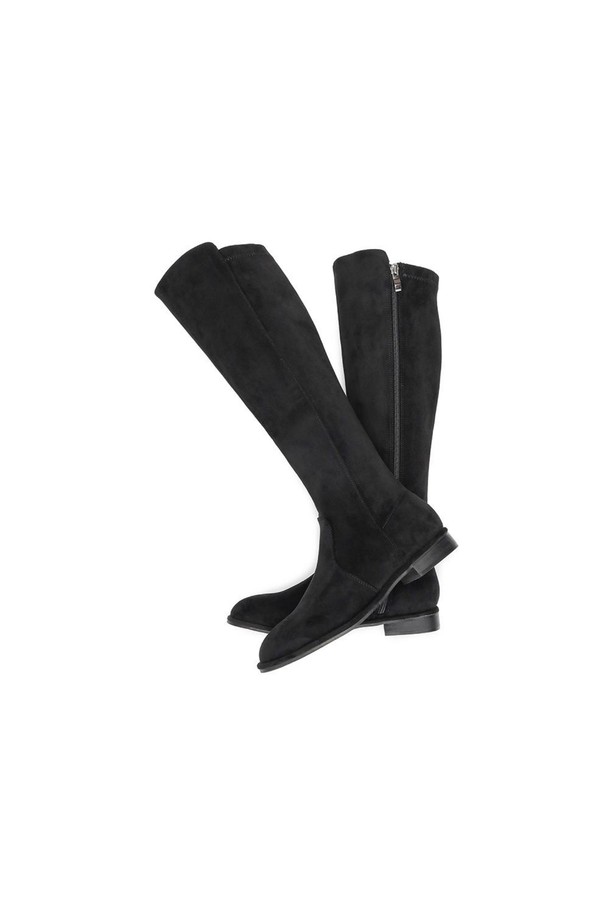 카멜레 바인 스판 롱부츠 Black 2cm은 여성용 롱부츠입니다. 둥근 코와 2cm 로우힐 디자인으로 편안한 착화감을 제공하며, 안감은 스판 소재를 사용하여 활동성을 높였습니다. 블랙 컬러의 무지 디자인에 웰트 디테일이 더해져 세미 캐주얼 스타일을 연출합니다. 합성가죽과 합성고무 소재로 제작되었으며, 지퍼형 여밈으로 신고 벗기 편리합니다. 가을, 겨울, 겨울 데일리룩, 출근룩, 모임룩, 클래식, 미니멀, 캐주얼 스타일을 즐기는 분들께 추천합니다.
