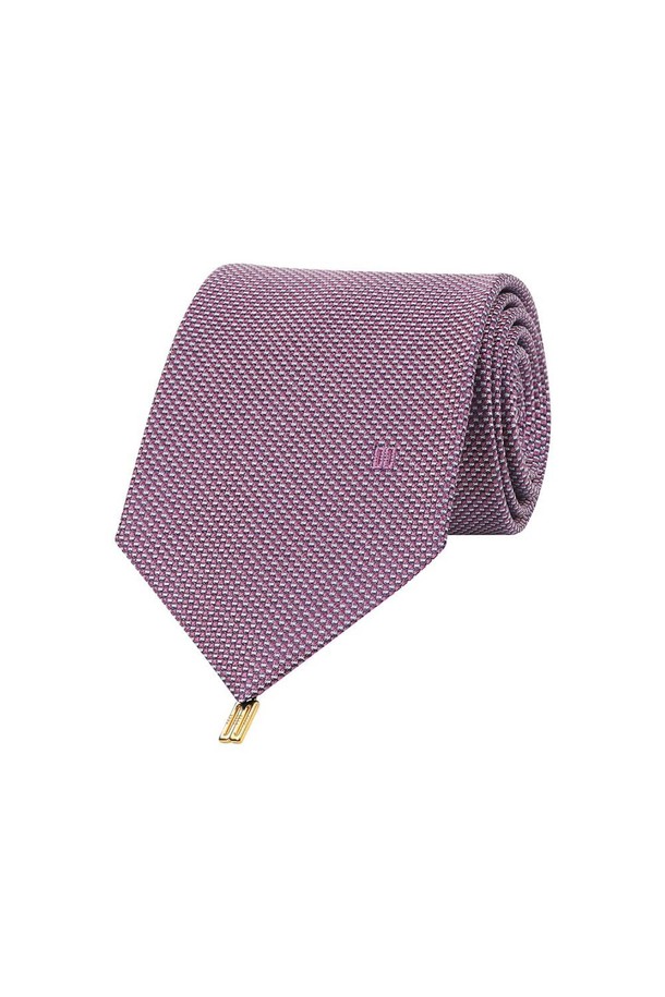 실크 100% 솔리드 넥타이 핑크는 우아한 스타일을 연출하는 남성용 넥타이입니다. 부드러운 촉감의 실크 소재로 제작되었으며, 은은한 광택이 고급스러운 분위기를 자아냅니다. 깔끔한 디자인에 마이크로 자카드 패턴을 더해 세련됨을 더했으며, 악세서리 장식은 탈부착이 가능합니다. 오피스룩, 회의룩, 비즈니스 캐주얼 등 다양한 TPO에 활용 가능하며, 클래식하고 미니멀한 스타일을 선호하는 남성에게 적합합니다.

