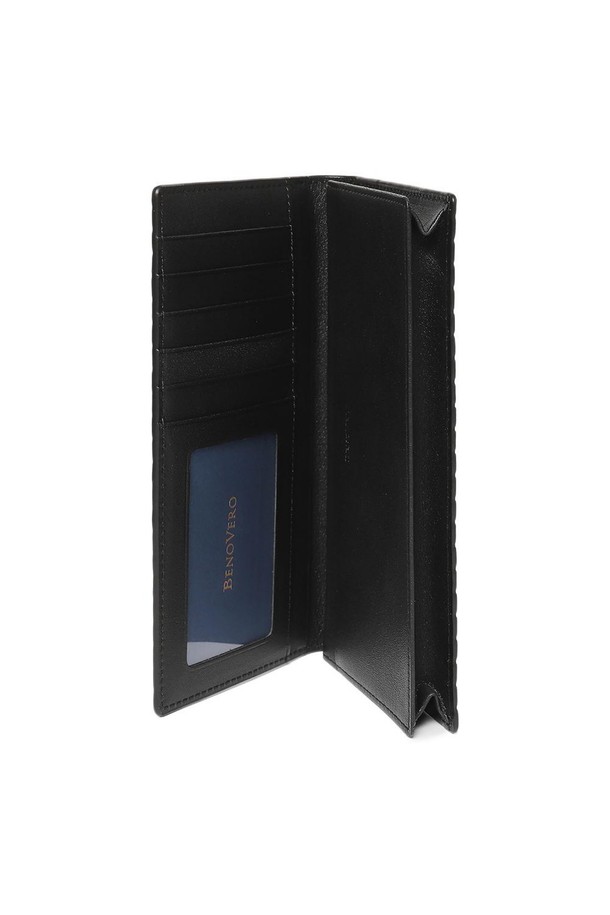 ALEX SOFT 장지갑 블랙은 부드러운 소가죽과 엠보싱 패턴으로 고급스러움을 더한 장지갑입니다. 슬림한 두께와 견고한 제작, 섬세한 마감으로 완성도를 높였으며, 5개의 카드 슬롯, 1개의 필름칸, 5개의 지폐 수납칸을 갖춰 수납력을 극대화했습니다. 배타바리 공법과 함께 더스트백, 케이스를 포함하여 소장 가치를 높였으며, 클래식하고 미니멀한 스타일을 선호하는 분들께 추천합니다.
