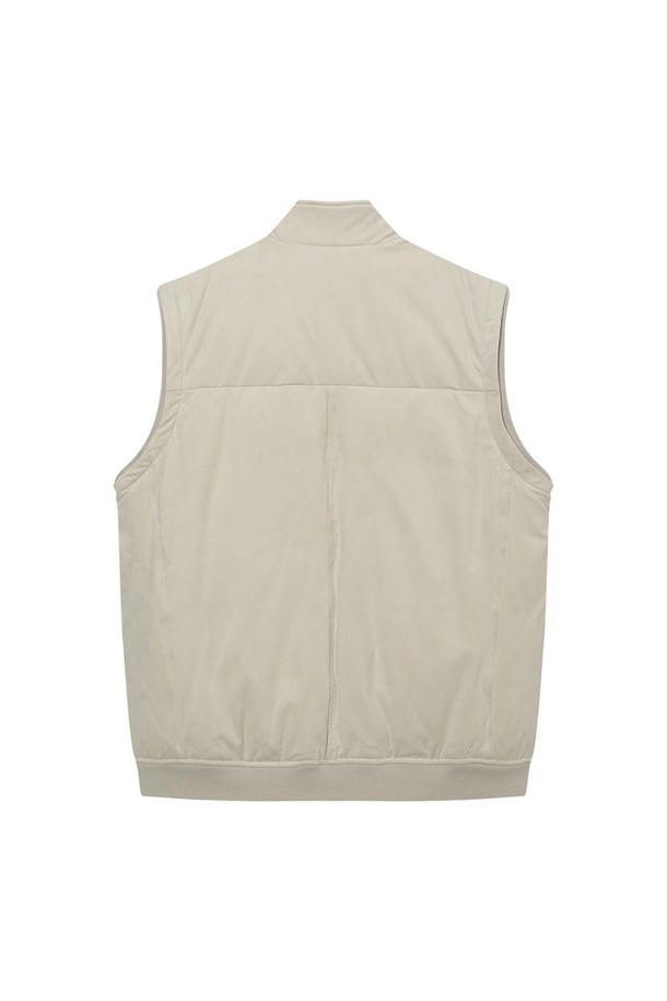 스웨이드 패딩 베스트 베이지는 가을, 겨울 시즌에 어울리는 아우터입니다. 부드러운 촉감의 폴리에스터, 폴리우레탄, 나일론 혼방 소재로 제작되었으며, 두꺼운 두께감과 오리 솜털 충전재로 보온성을 높였습니다. 베이지, 차콜, 그레이 세 가지 색상으로 출시되었으며, 일상 및 오피스룩에 모두 활용 가능합니다. 슬림핏 디자인에 집업 여밈 방식으로 편안하게 착용할 수 있으며, 옷깃 안쪽 립조직 니트, 암홀라인 및 밑단 립 디자인으로 포인트를 더했습니다. 캐주얼, 미니멀, 클래식 스타일을 즐기는 분들께 추천합니다.
