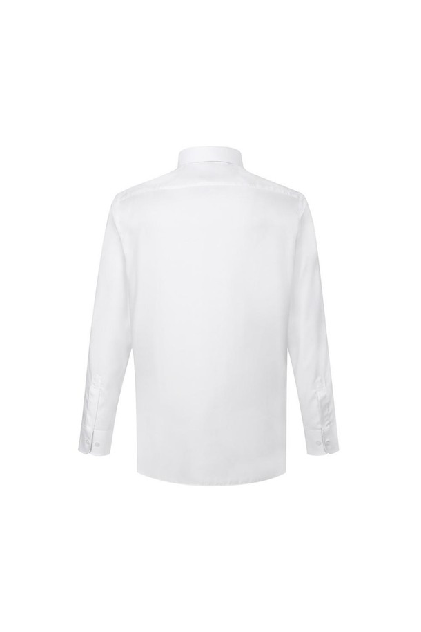 면혼방 드레스셔츠 컴포트슬림핏은 일상과 비즈니스룩에 모두 잘 어울리는 남성용 드레스셔츠입니다. 140수 2합 코튼 소재를 사용하여 부드러운 촉감과 은은한 광택감을 선사하며, 트윌 조직으로 고급스러운 분위기를 더했습니다. 컴포트슬림핏으로 제작되어 편안하면서도 슬림한 실루엣을 연출하며, 하우스체크 카라 안감과 어깨 신합선, 암홀 옆솔기 테이핑 디테일로 완성도를 높였습니다. 클래식하고 미니멀한 스타일을 선호하는 분들께 추천하며, 오피스룩, 비즈니스 캐주얼, 출근룩 등 다양한 TPO에 활용하기 좋습니다. 긴 소매 기장과 차이나칼라 디자인으로 세련된 느낌을 줍니다.
