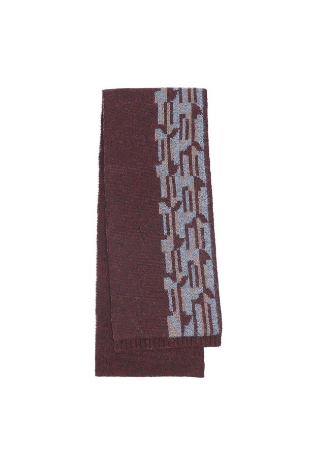 캐시미어 100% 쁘띠 터널홀 하프앤하프 머플러 레드는 가을, 겨울 시즌에 따뜻함과 스타일을 더해줄 머플러입니다. 현대적인 감각을 더한 하프앤하프 디자인에 고급스러운 캐시미어 소재로 제작되어 부드러운 촉감을 선사합니다. 톤 다운된 레드 컬러와 은은한 패턴이 어우러져 어떤 스타일에도 잘 어울리며, 터틀넥 디자인으로 포근함을 더했습니다. 겨울 데일리룩, 가을 나들이룩, 산책룩 등 다양한 TPO에 맞춰 클래식, 미니멀, 캐주얼 스타일로 연출하기 좋습니다.
