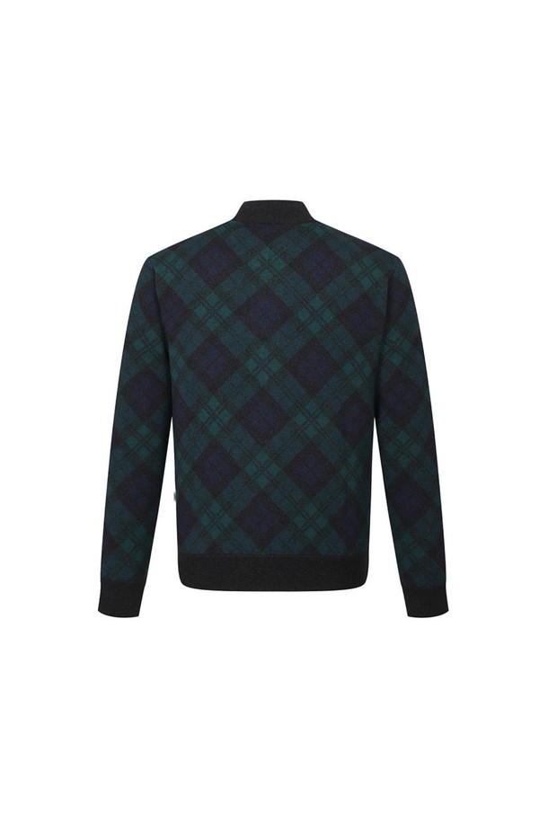 네이비와 그린 컬러의 울 100% 소재로 제작된 체크 자카드 방풍 풀집업입니다. 가을, 겨울 시즌에 어울리는 두꺼운 두께감과 부드러운 촉감으로 포근하게 착용 가능합니다. 클래식한 무드의 레귤러핏 디자인과 하프넥, 긴 소매 기장으로 세련된 스타일을 연출합니다. 일상, 출근룩, 모임룩 등 다양한 TPO에 활용 가능하며, 미니멀, 클래식, 캐주얼 스타일 모두 소화 가능한 활용도 높은 아이템입니다. 방풍 기능으로 추운 날씨에도 따뜻함을 유지해 줍니다.
