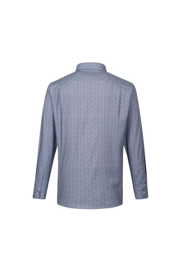 부드러운 기모 안감으로 포근함을 더한 남성용 기모 레이온혼방 프린트 캐주얼 셔츠입니다. 차분한 그레이 컬러와 레귤러 핏으로 제작되어 편안한 착용감을 선사합니다. 가을, 겨울 시즌에 어울리는 두꺼운 두께감으로 보온성을 높였으며, 셔츠의 기본인 카라 디자인과 긴 소매 기장으로 클래식한 멋을 더했습니다. 일상, 출근룩, 비즈니스 캐주얼 등 다양한 TPO에 활용 가능하며, 캐주얼, 클래식, 미니멀 스타일을 즐겨 입는 남성분들께 추천합니다. 프린트 패턴으로 밋밋함을 덜어내 세련된 느낌을 줍니다.
