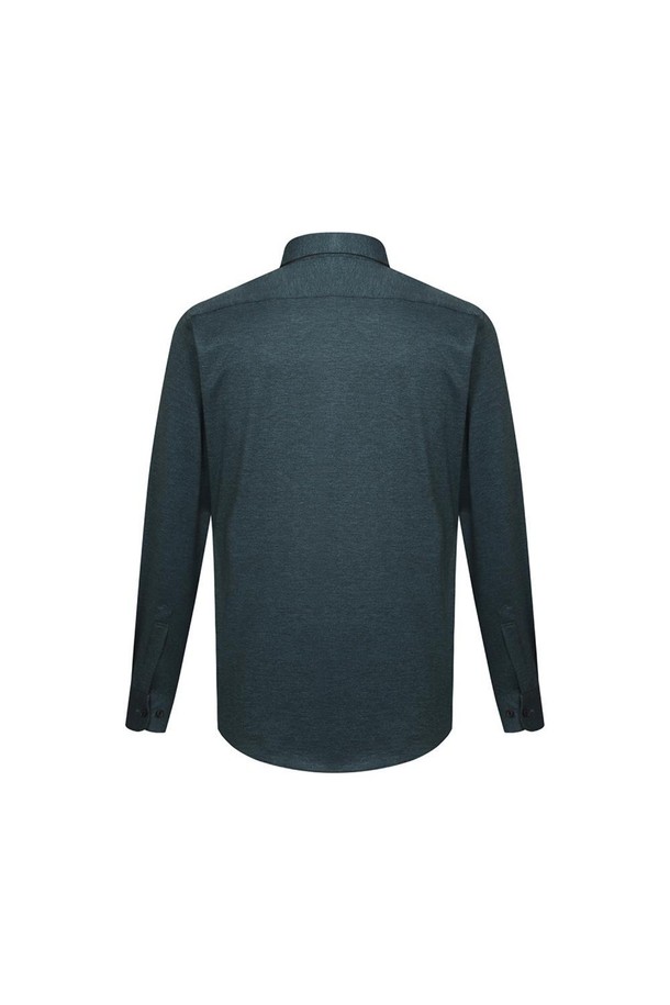 노케어 스트레치 헤링본 프린트 셔츠 컴포트슬림핏은 남성용 셔츠로, 다크그레이 컬러의 베이직한 디자인이 특징입니다. 사계절 모두 착용 가능하며, 비즈니스 캐주얼, 출근룩, 모임룩 등 다양한 TPO에 적합합니다. 헤링본 패턴과 프린트가 은은한 포인트를 더하며, 긴 소매와 슬림핏으로 세련된 스타일을 연출합니다. 노케어(No Care) 가공으로 편안한 착용감을 제공하며, 클래식, 미니멀, 시크한 스타일을 선호하는 남성에게 추천합니다.
