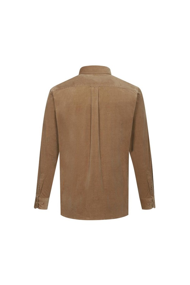 따뜻하고 포근한 코듀로이 소재의 솔리드 캐주얼 셔츠입니다. 가을과 겨울, 두 계절에 걸쳐 활용하기 좋은 두꺼운 두께감으로 제작되었으며, 루즈핏 디자인으로 편안한 착용감을 선사합니다. 베이직한 디자인에 차이나칼라 디테일을 더해 캐주얼하면서도 클래식한 무드를 연출합니다. 베이지, 브라운 두 가지 색상으로 출시되어 다양한 출근룩과 모임룩 스타일에 매치하기 좋습니다. 무지 디자인으로 미니멀한 스타일을 즐기는 분들께 추천합니다.
