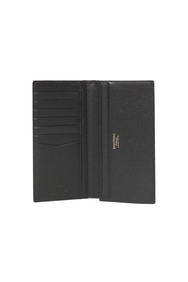 메쉬 (Mesh) 디자인이 돋보이는 블랙 색상의 장지갑입니다. 부드러운 천연 가죽으로 제작되었으며, 유럽 전통 방식으로 배타바리 기법을 사용하여 견고함을 더했습니다. 내부에는 7개의 카드 슬롯과 2개의 지폐 수납칸이 있어 수납력을 높였으며, 슬림한 두께로 휴대성을 높였습니다. 데이트룩, 모임룩, 오피스룩과 같은 다양한 TPO에 클래식, 미니멀, 시크한 스타일을 더할 수 있습니다. 고급스러운 케이스와 더스트백이 함께 제공되어 선물용으로도 좋습니다.

