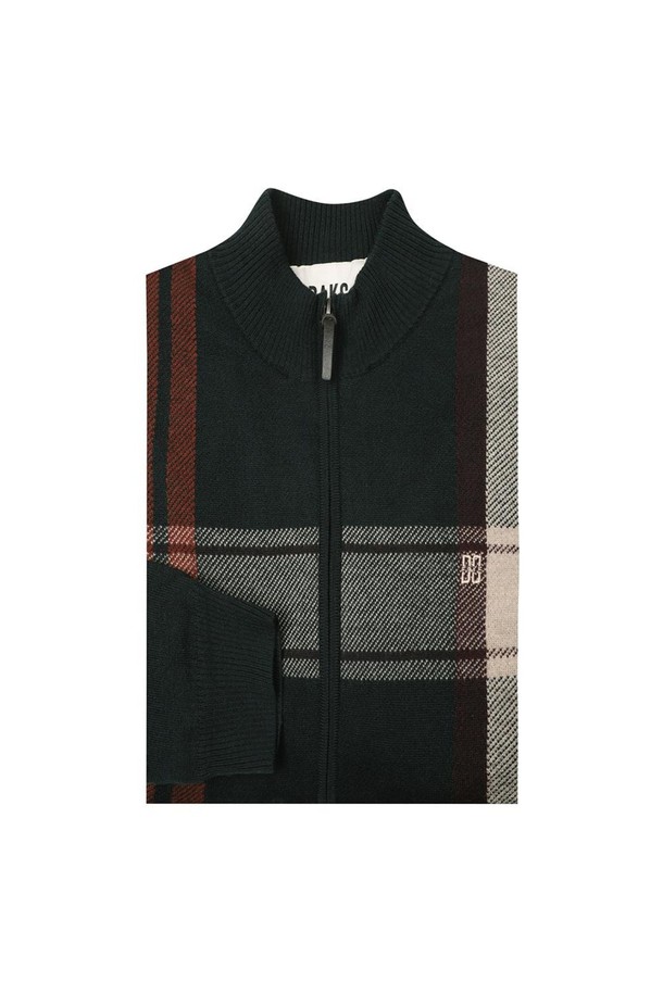 가을, 겨울 시즌 당신의 품격을 높여줄 울 100% 빅체크 방풍 풀집업입니다. 블랙과 브라운 두 가지 색상으로 출시되어, 어떤 스타일에도 쉽게 매치할 수 있습니다. 클래식한 무드의 레귤러핏 디자인에 두꺼운 두께감으로 보온성을 높였으며, 방풍 기능까지 더해져 쌀쌀한 날씨에도 든든하게 착용 가능합니다. 긴 소매와 풀집업 스타일로 편안함과 스타일리시함을 동시에 잡았습니다. 데일리룩에 포인트를 더하고 싶다면 이 빅체크 풀집업을 선택해 보세요.
